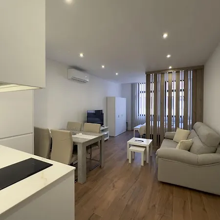 Apartamentos Alfisa Puerta Del Sol Madrid Exterior photo